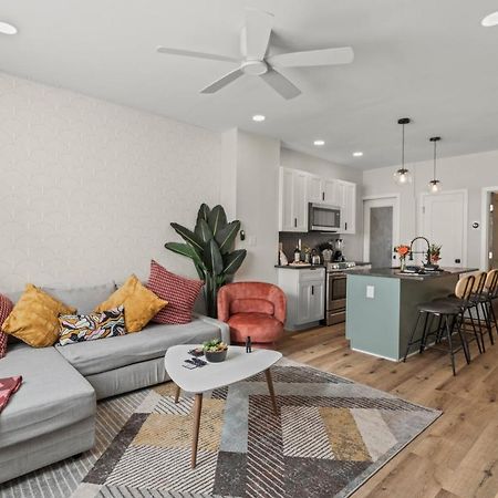 Passyunk Square Spacious 1 Bedroom Oasis- Huge Deck 필라델피아 외부 사진